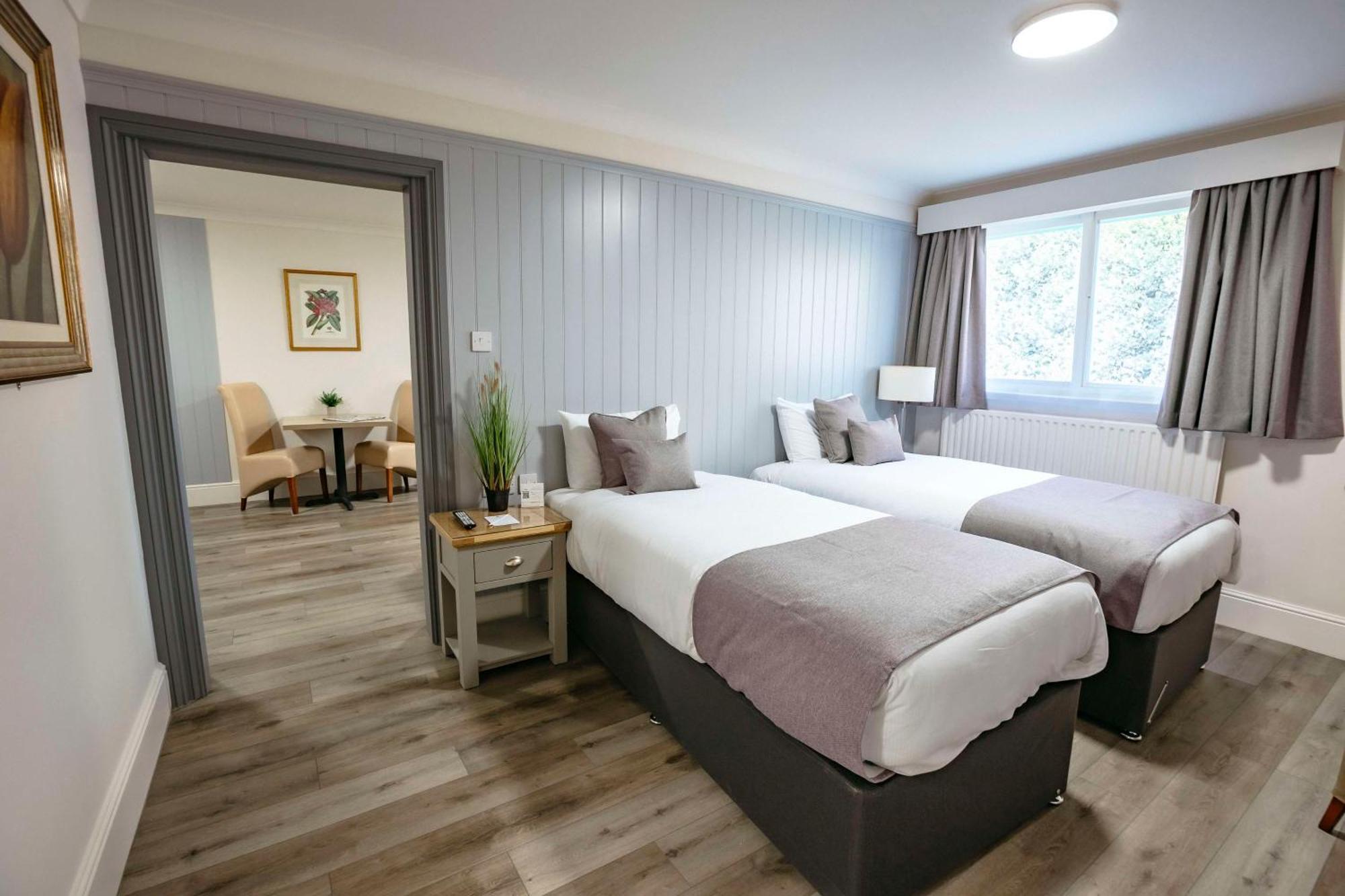 Best Western Manor Hotel Грейвсенд Экстерьер фото