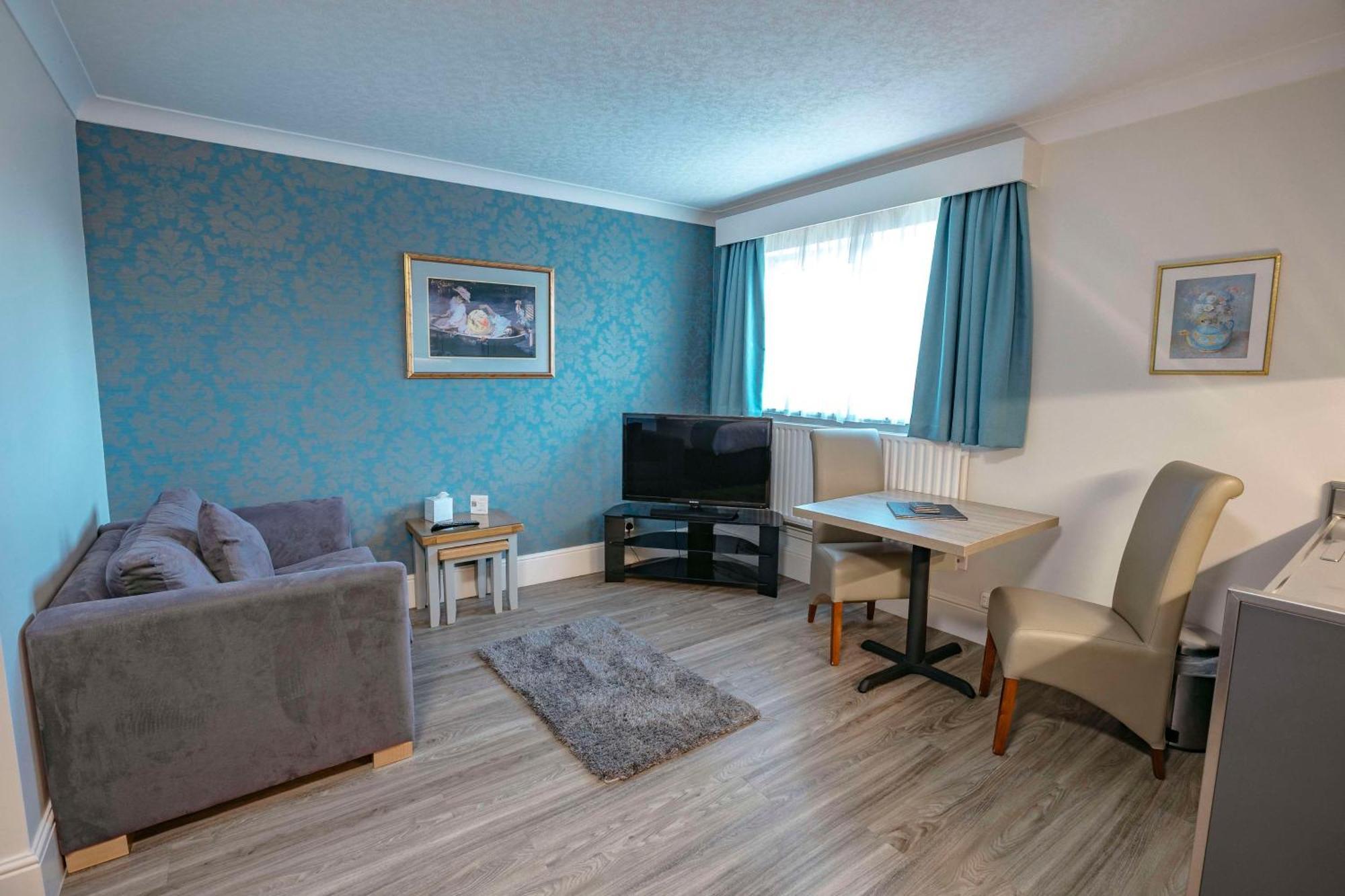 Best Western Manor Hotel Грейвсенд Экстерьер фото