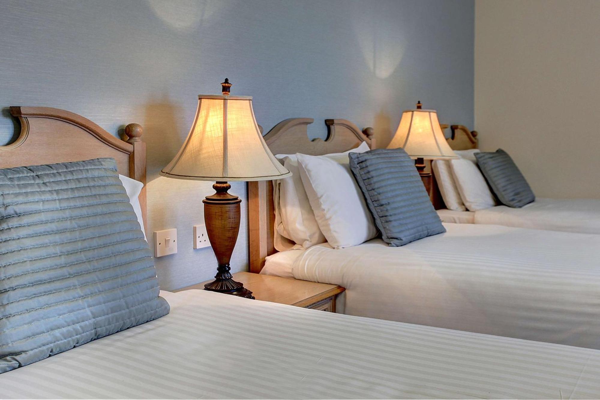 Best Western Manor Hotel Грейвсенд Экстерьер фото