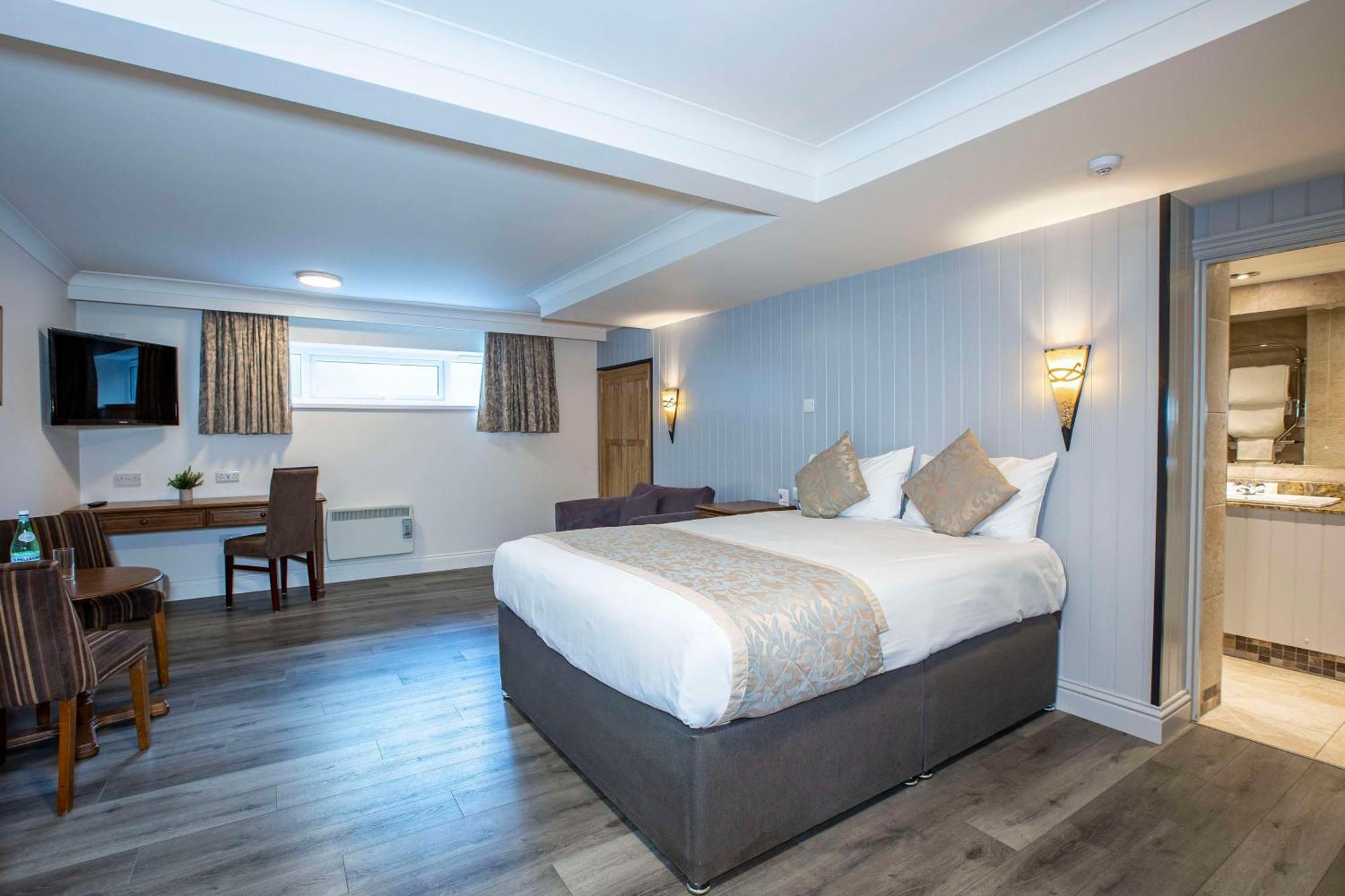 Best Western Manor Hotel Грейвсенд Экстерьер фото