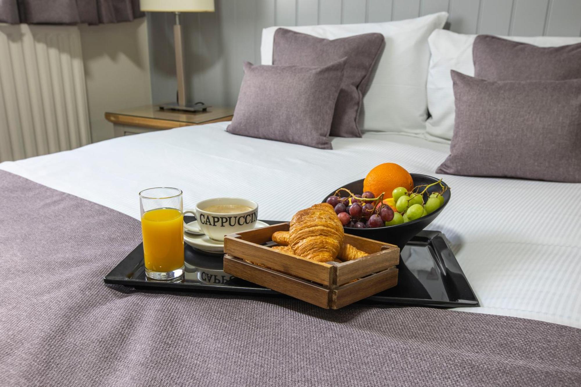 Best Western Manor Hotel Грейвсенд Экстерьер фото