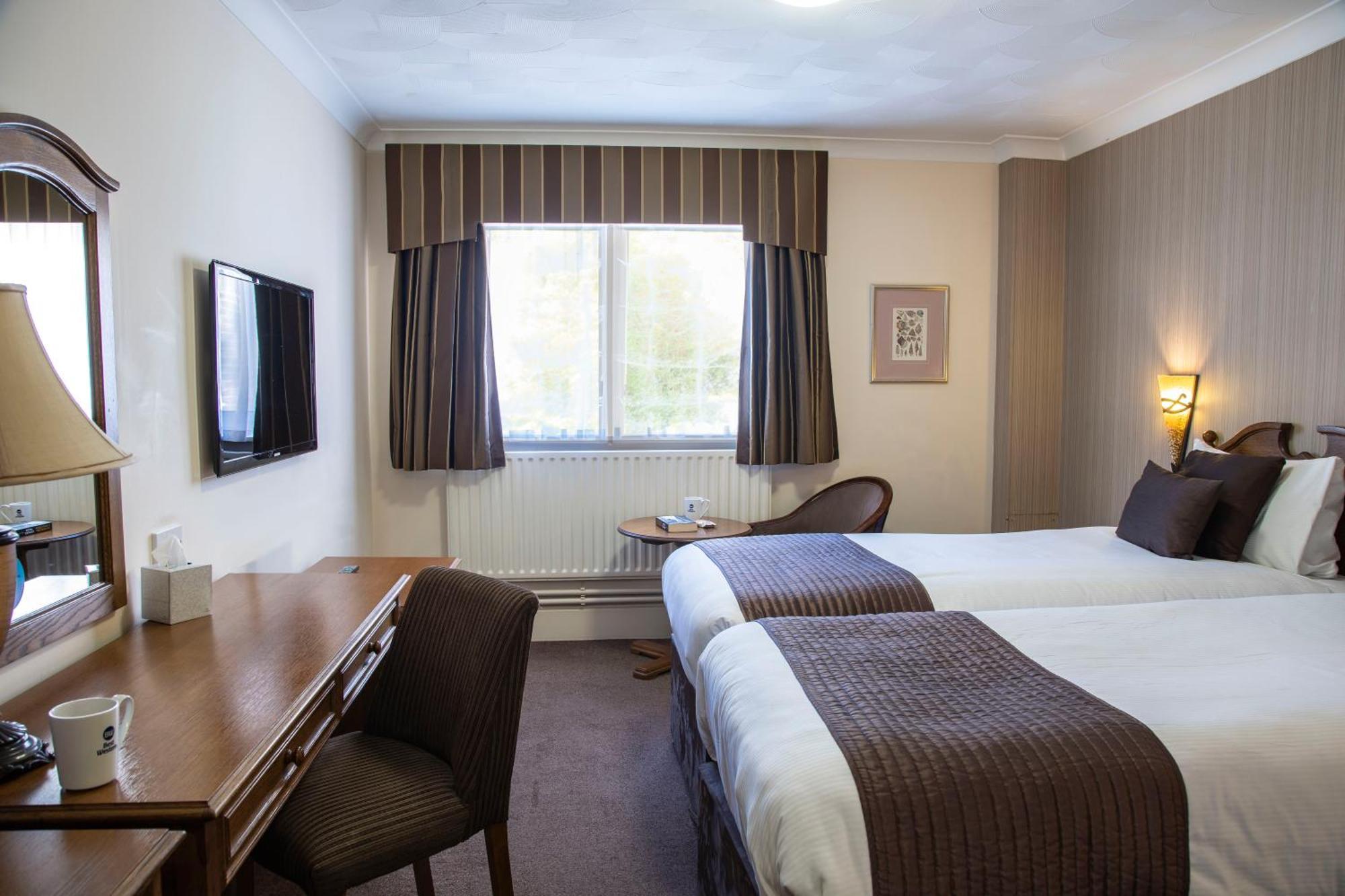 Best Western Manor Hotel Грейвсенд Экстерьер фото